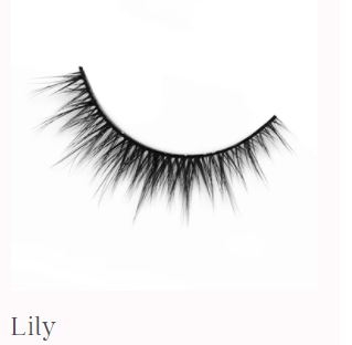 Petite Cosmetics: Lily