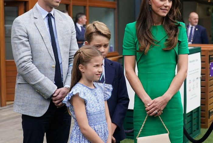 it’s-roland-mouret-for-wimbledon-final-with-prince-george,-princess-charlotte,-&-prince-william