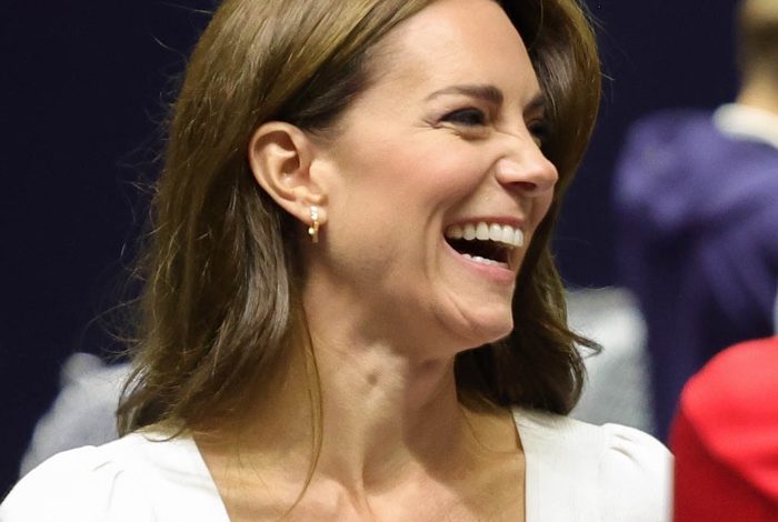 the-princess-in-casual-styles-for-sportsaid-workshop