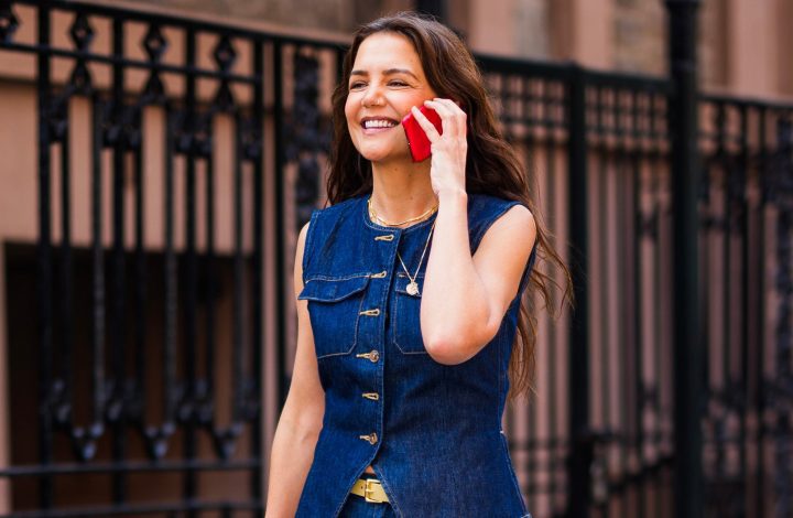 katie-holmes-proves-that-denim-on-denim-dressing-is-here-to-stay