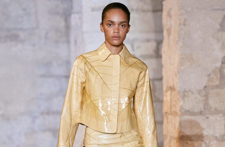 how-to-wear-butter-yellow-—-from-the-runway-to-your-wardrobe