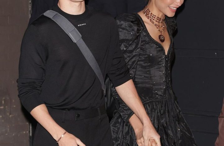zendaya-stepped-out-with-beau-tom-holland-in-a-vivienne-westwood-ss23-rtw-look-a-romeo-and-juliet-press-event