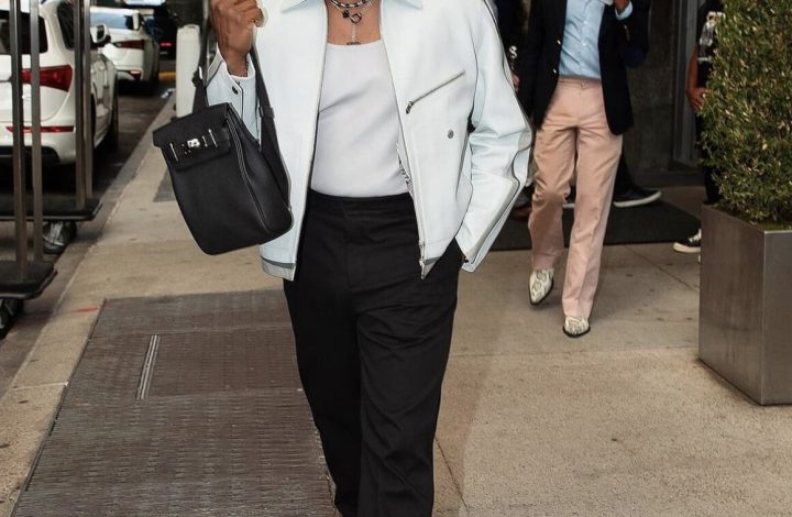 fashion-bomb-men:-usher-wore-a-full-hermes-look-to-the-brand’s-women’s-spring-summer-2024-runway-show